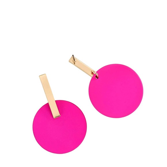 Fuchsia Flair Earrings - Picture 3 of 3